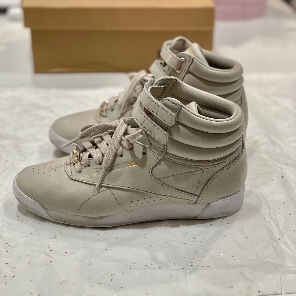 Reebok Classic Hi-Top Sneakers